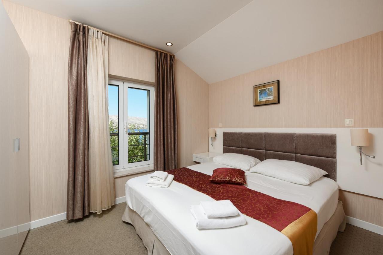 Hotel Zanè Pag Town Buitenkant foto