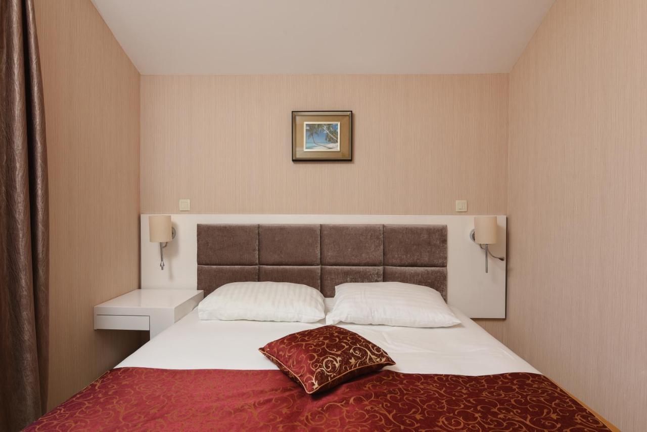 Hotel Zanè Pag Town Buitenkant foto
