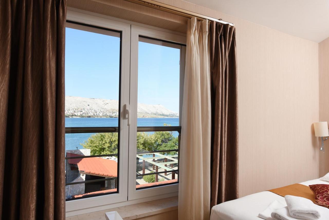 Hotel Zanè Pag Town Buitenkant foto